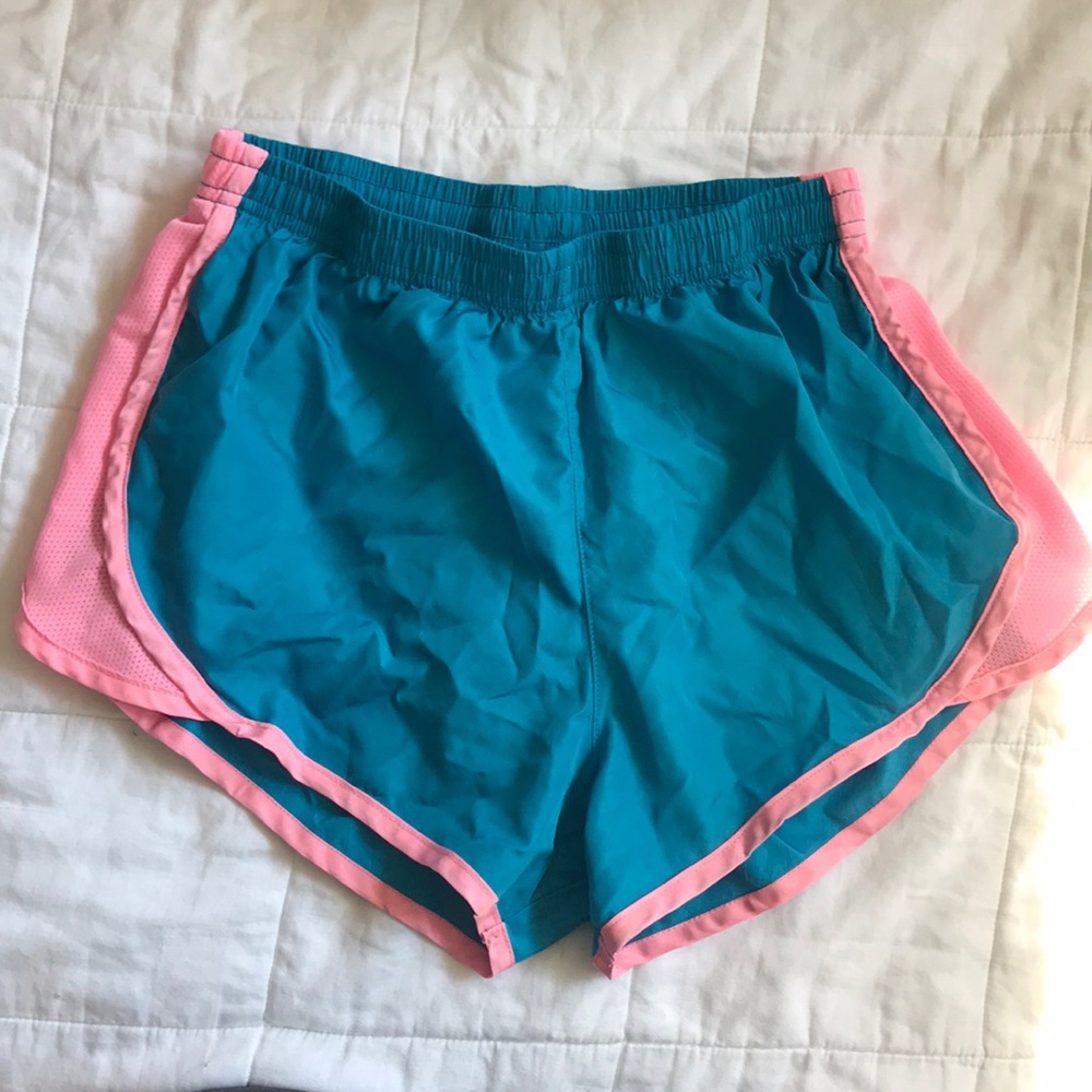 Weekend Active by Marika — Relay Short (Small)